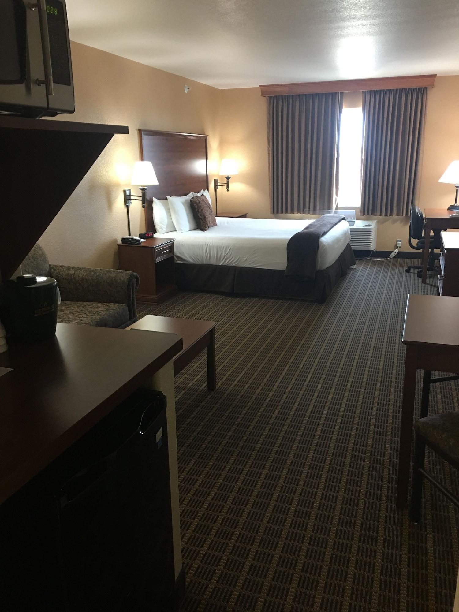 Expressway Suites Фарґо Екстер'єр фото