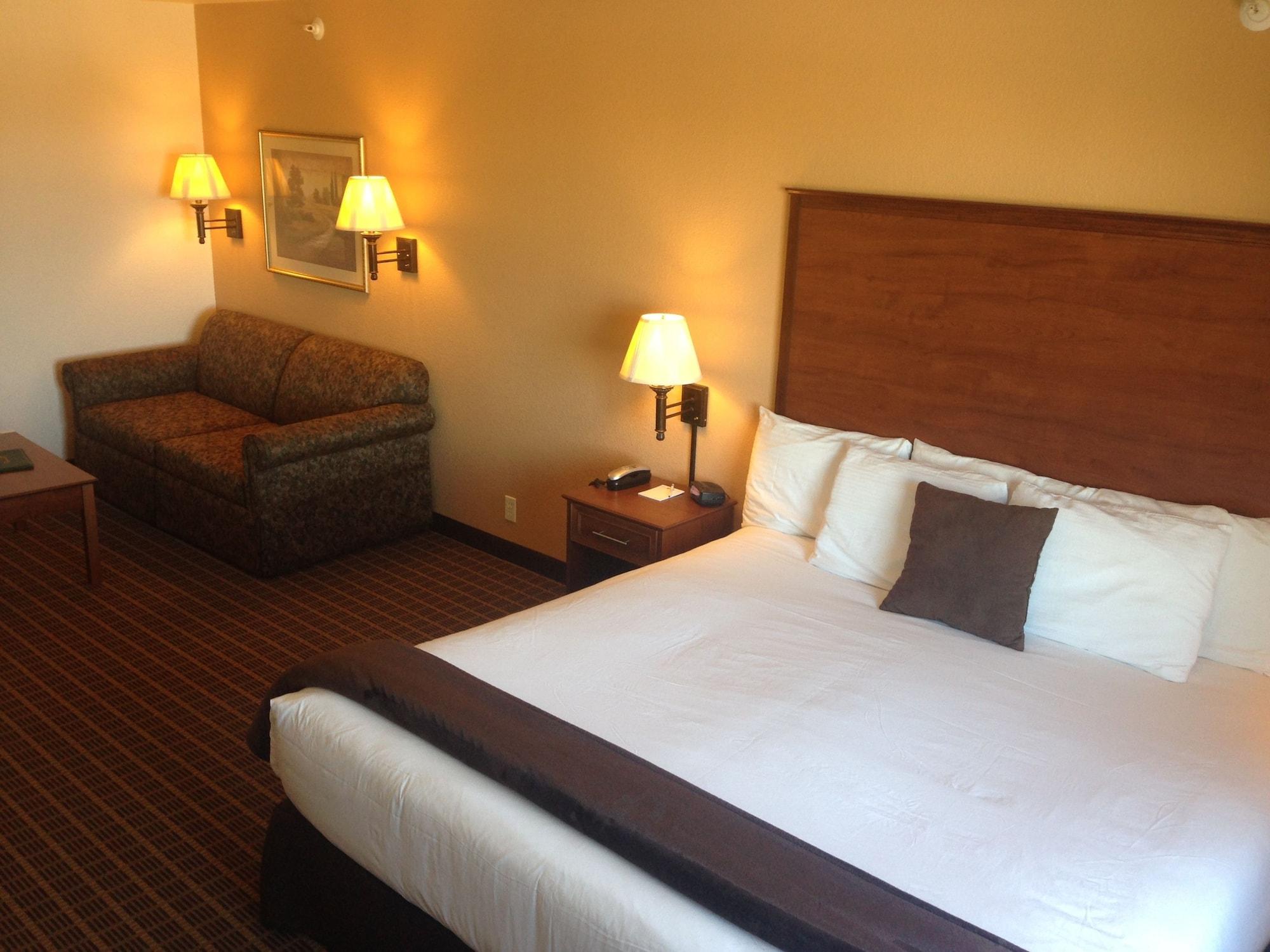Expressway Suites Фарґо Екстер'єр фото